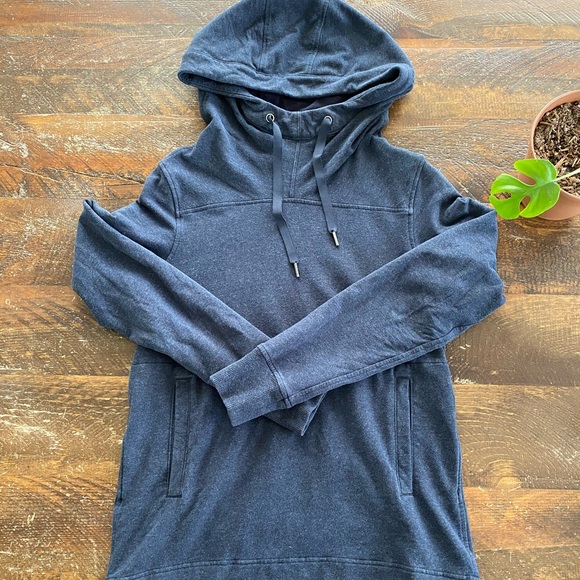 lululemon athletica Sweaters - Lululemon Pullover 🍋